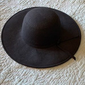 Never worn - black wool felt hat